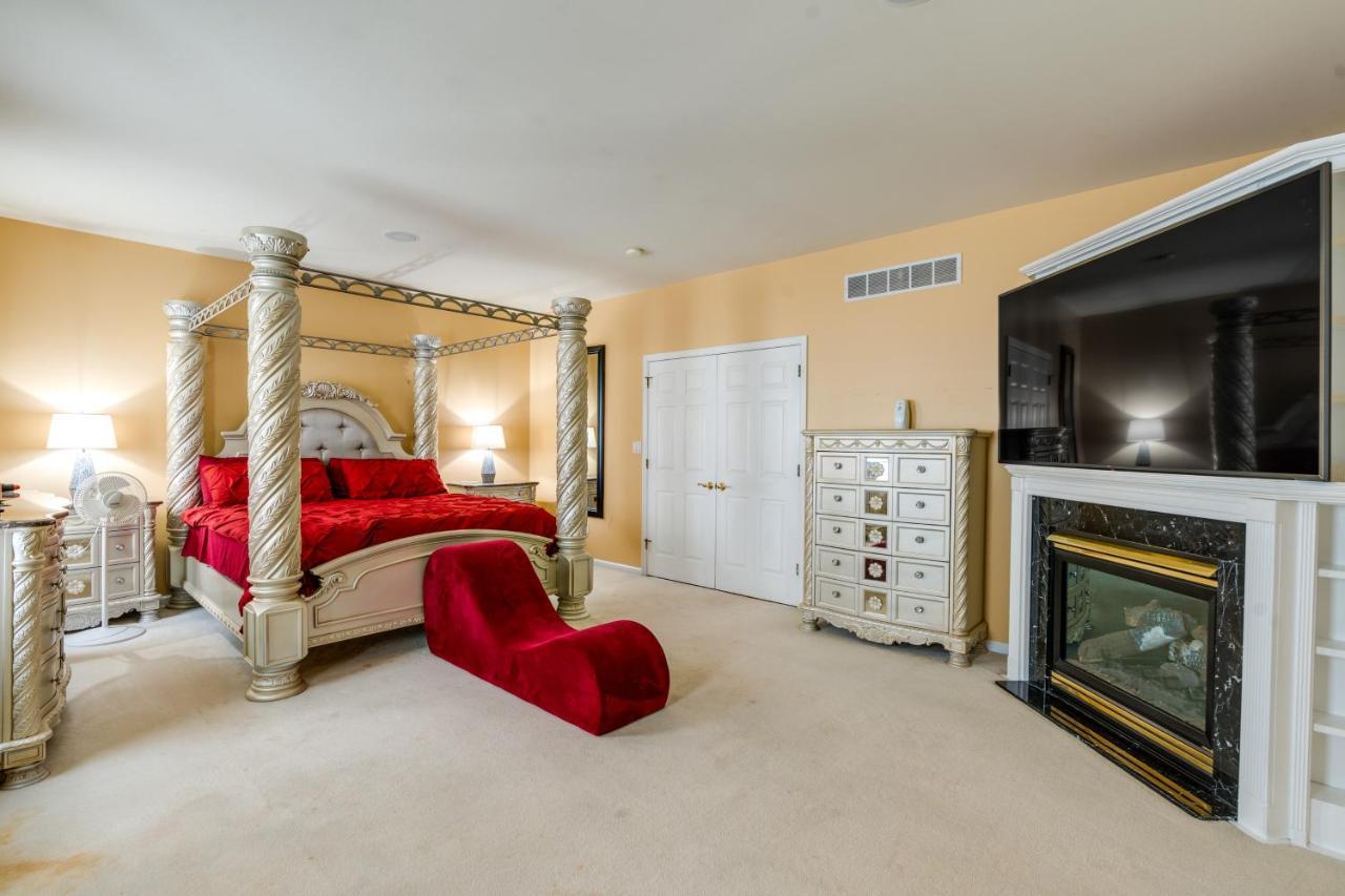 Centrally Located Family Home With Pool Harleysville Exterior photo